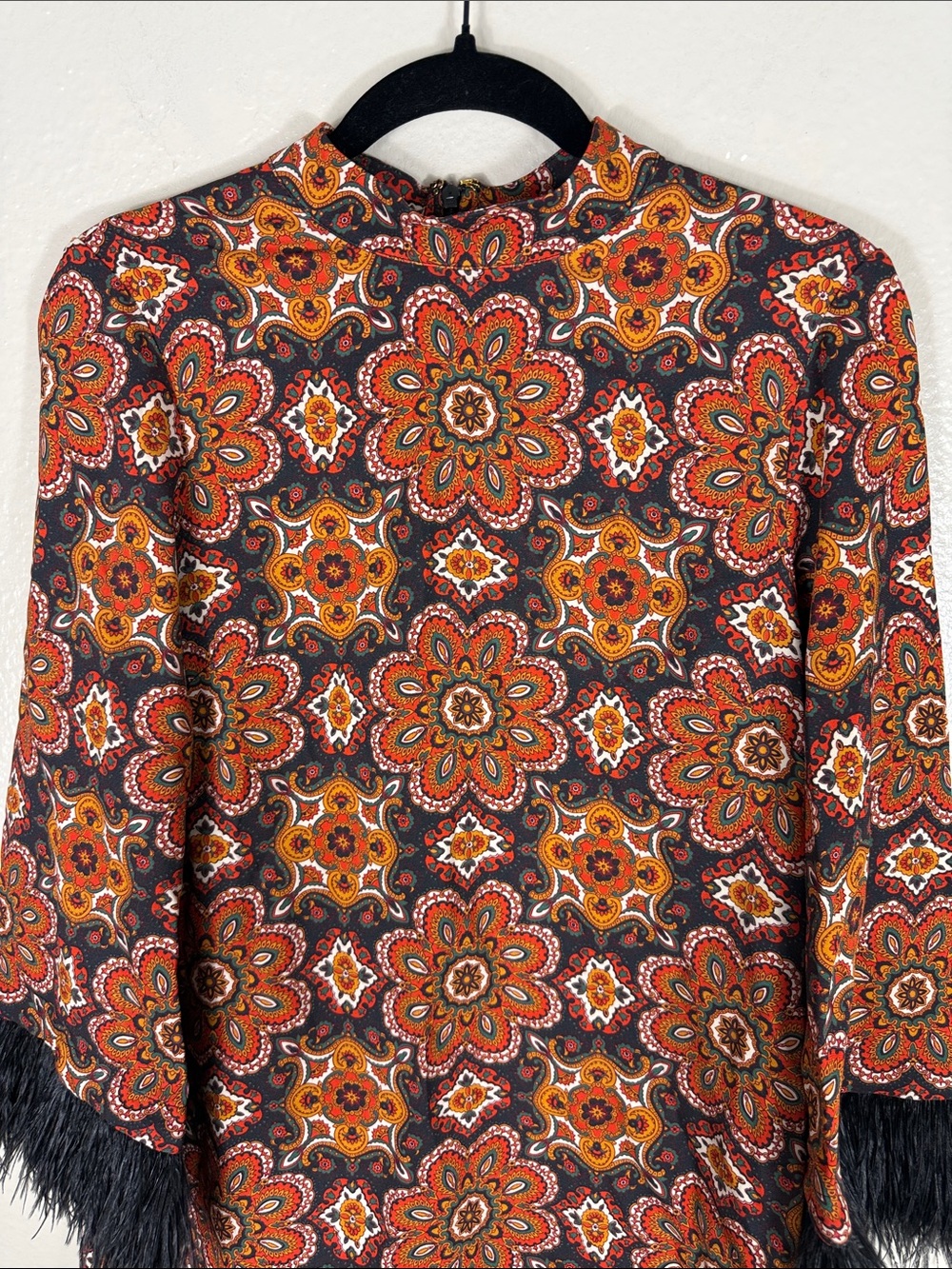 Cara Cara Scarf Medallion Chai Tea Vida Mini Dress - Picture 6 of 8